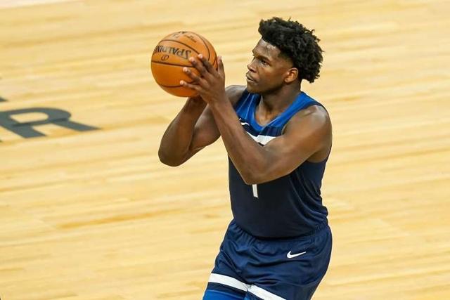 在不利的形 在不利的形