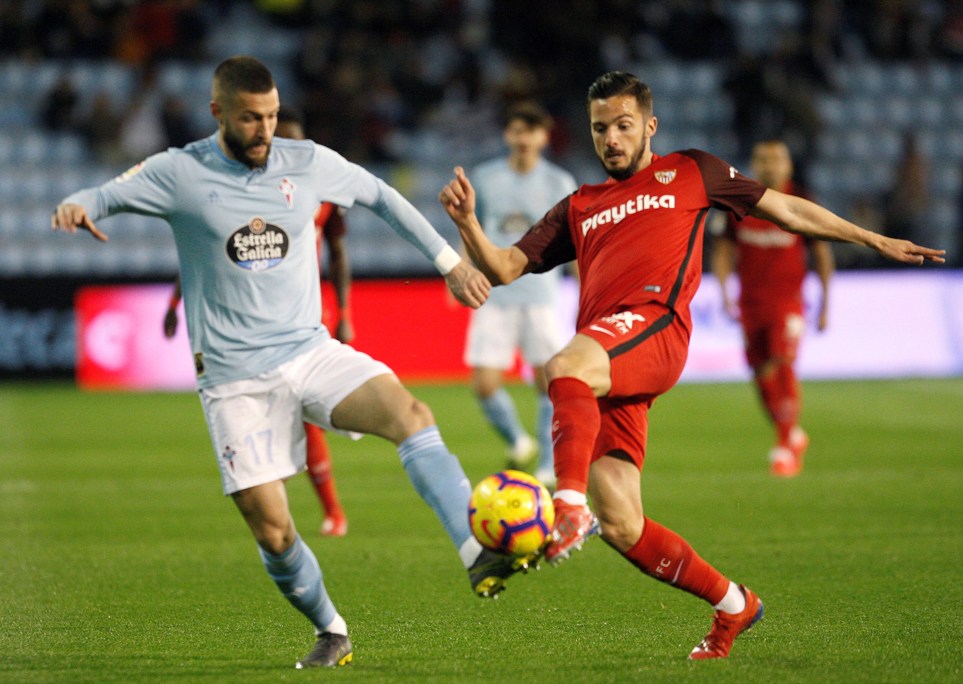 赛半决赛中 赛半决赛中