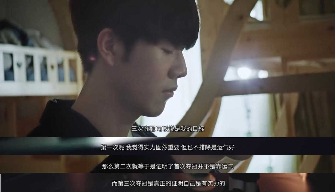 TA记者：海文没穿防护靴，有望在国际比赛日后不久复出.